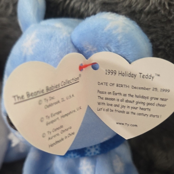 Ty Holuday Bears White and Red Stuffed Animal Set - Picture 11 of 11